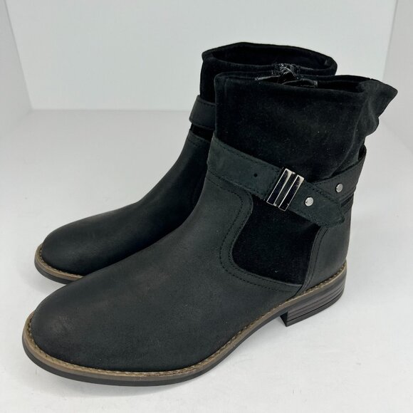 Clarks Womens 219238 Camzin Strap Black Leather Block Heels Size 6 M Booties - Picture 1 of 10